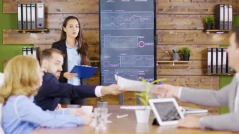 Cómo medir el impacto de una capacitación en la experiencia del cliente