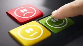 Más allá de la encuesta anual: evaluando el bienestar laboral