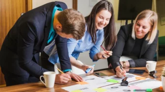 Cómo medir y mejorar la lealtad de sus empleados