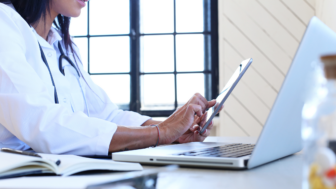 Cómo medir la satisfacción del paciente utilizando encuestas de pacientes