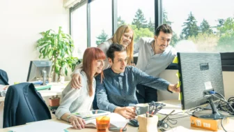 Monitorear la satisfacción del cliente en tiempo real