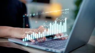 Simplificando la IA para profesionales de la experiencia de clientes