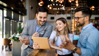 5 formas de mejorar la satisfacción y el compromiso de tus empleados
